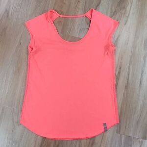🔺️Under Armour Hot Pink Heat Gear Fitted Sleeveless Athletic Top Small
